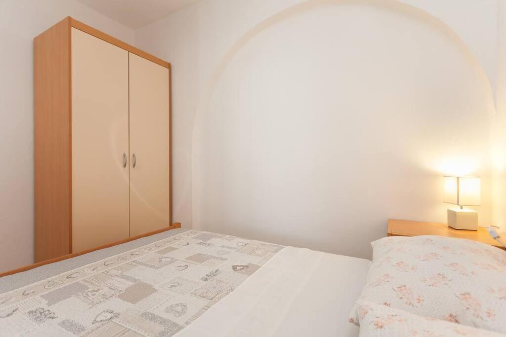 Irena'S Place A1 Ровин Стая снимка